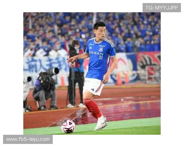 横滨水手攻防解析：杯赛战略调整，核心缺阵影响几何？