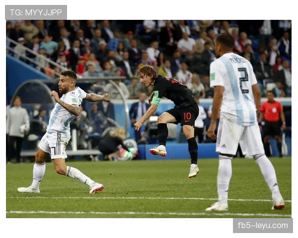 克罗地亚2018年世界杯亚军：坚韧铸就荣耀之路引全球瞩目