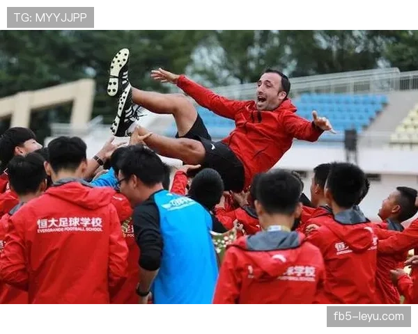 诺丁汉青训闪耀赛场，新星崛起未来可期