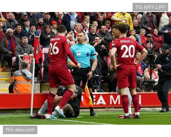 库杜斯对阵利物浦与曼城的强强对话表现分析 库杜斯对阵利物浦与曼城的强强对话表现分析