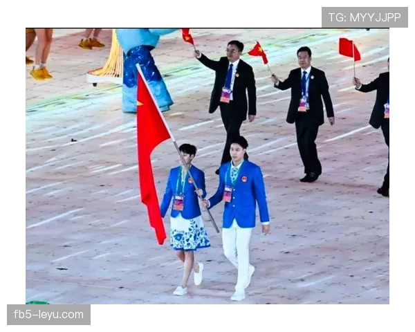 覃海洋日常居然没点普通球员的烟火气 这身价背景真让人尴尬翻了车